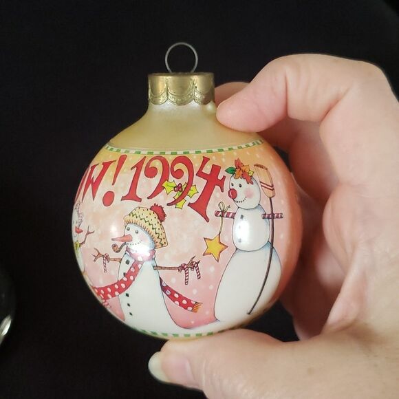 Hallmark Mary Engelbreit "Let It Snow" Snowman Christmas Ornament Dated 1994 - Picture 9 of 13
